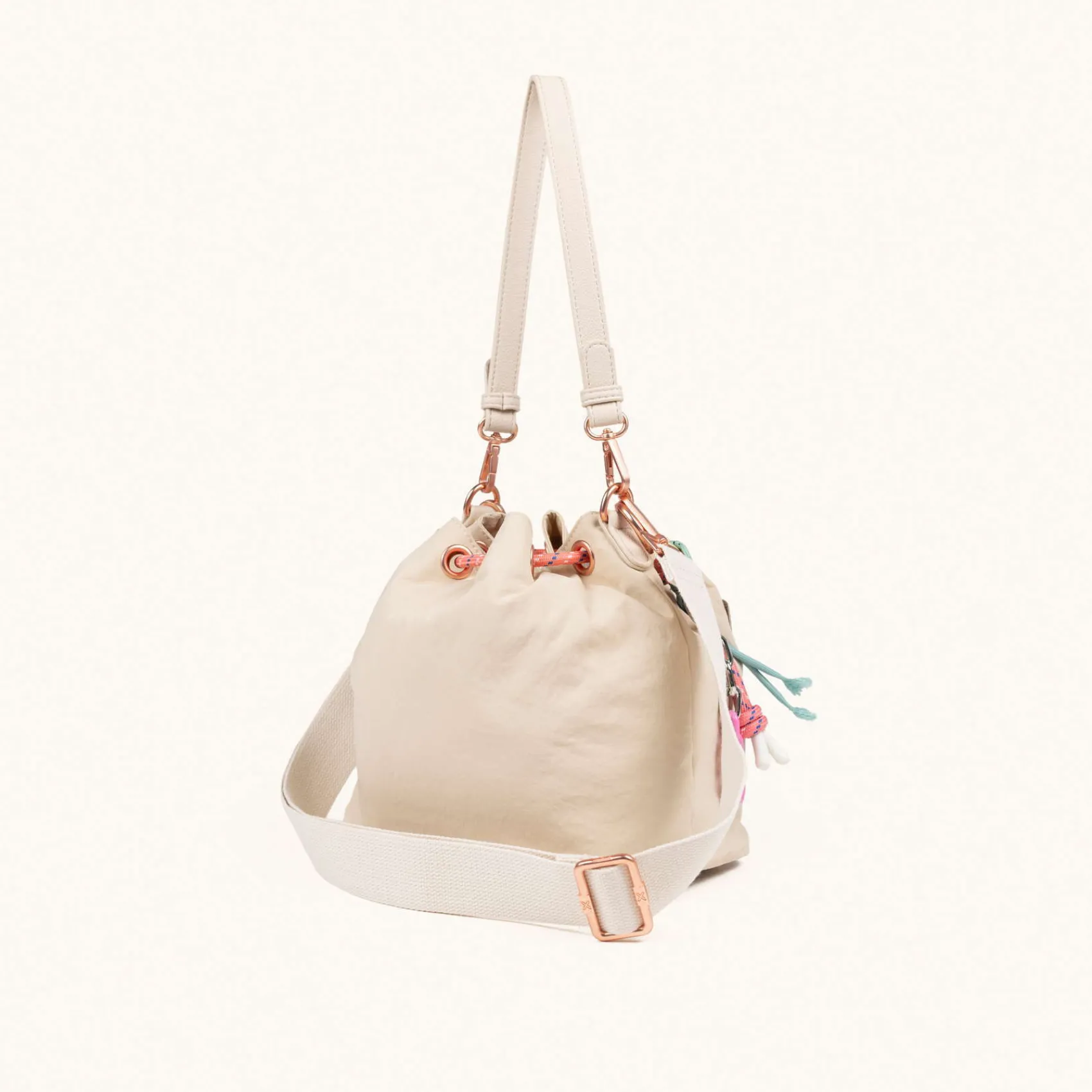 Mujer MUNICH Colección Mujer|Bolsos De Mano<DEEP RECYCLED FW25 BUCKET C/CREAM
